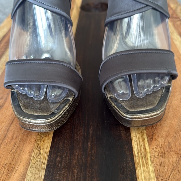 Donald J Pliner Women Platform Heels Gray Satin Gold Metallic Evening Sandals 7 - Picture 3 of 13